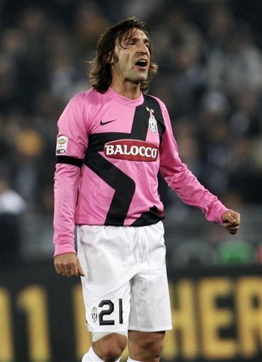 米切尔末节24分，与詹姆斯并列97-98赛季以来骑士第二高（米切尔末节独取24分 追平詹姆斯 创97-98赛季后骑士第二高纪录）