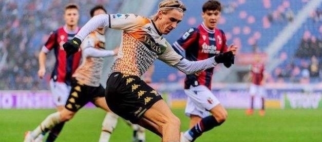 历史上中锋20分+10助攻场次：约基奇165次断档领跑