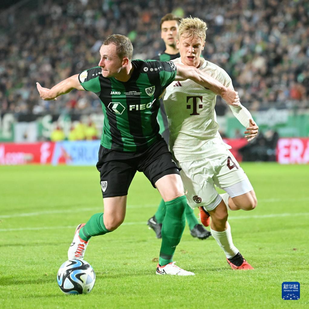 夜晚只属于胜者（黑夜只向胜者低头）