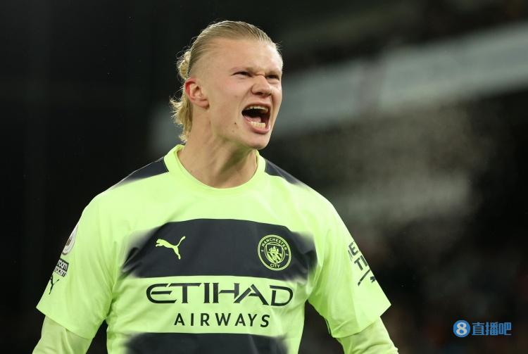 美因茨后卫第9次染红，成为德甲历史被红牌罚下最多的球员（美因茨后卫第9次被罚下，登顶德甲历史红牌榜）