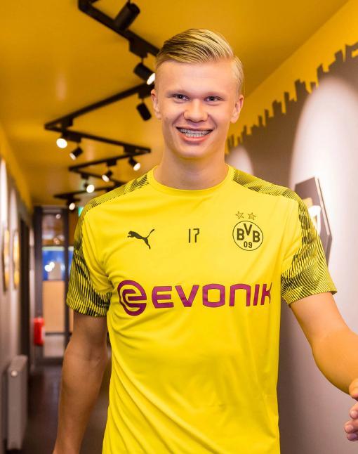 2025中超最佳门将候选：王大雷、颜骏凌无缘，李昊、赵博在列