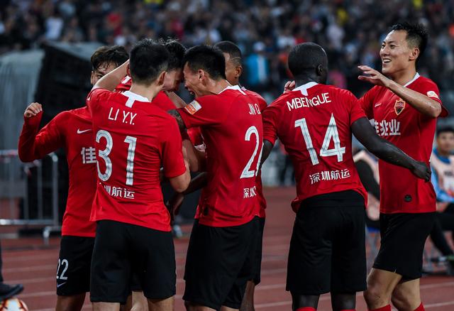 早报：拥有地表最强人类的从容感……怎么，你们没有吗？（早报：手握地表最强，自带从容气场——你们没有？）