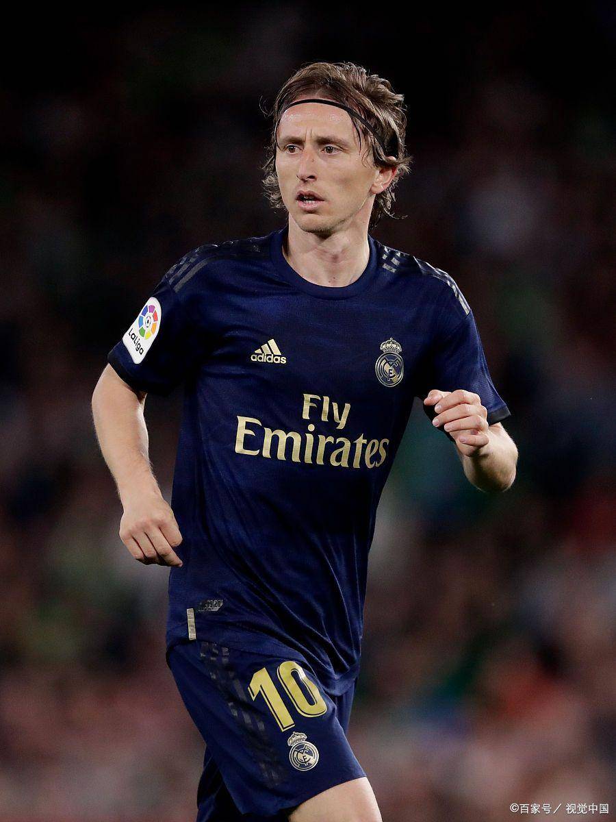 英超战报：曼联客场战胜埃弗顿,（英超快讯：曼联客场力克埃弗顿）