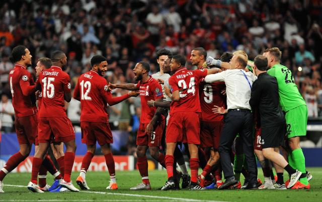 中村敬斗攻入世界波！兰斯排名法乙第三！（中村敬斗轰出惊艳世界波，兰斯暂列法乙第三）