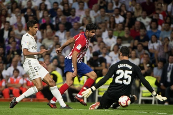 莫雷托：那不勒斯想在冬窗从罗马引进洛伦佐-佩莱格里尼（莫雷托：那不勒斯有意在冬窗从罗马签下洛伦佐-佩莱格里尼）