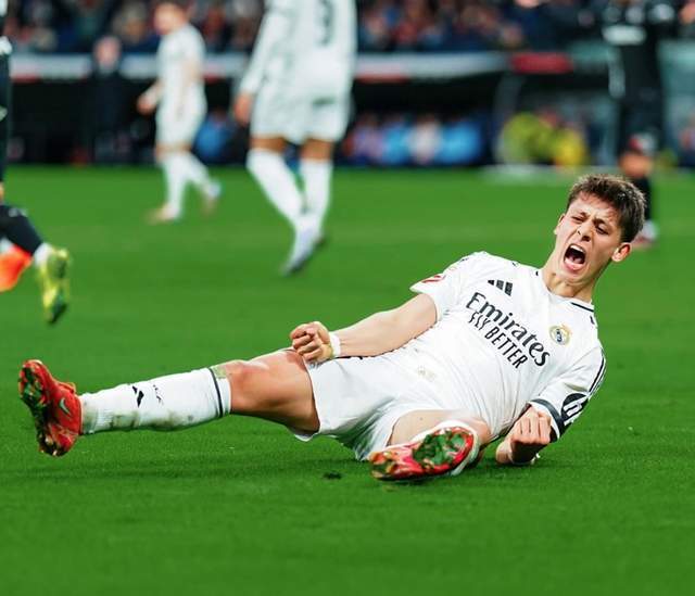 阿莱格里：积分榜前10都挤在一起，我们的目标仍然是重返欧冠（阿莱格里：前十名咬得很紧，我们的目标依旧是重返欧冠）